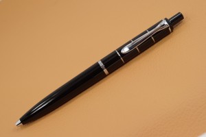 ペリカン k215-black ボールペン 買取ました。