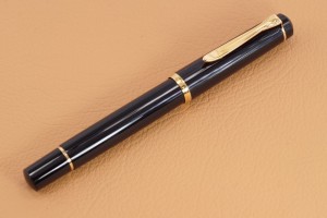 ペリカン M150 黒 買取